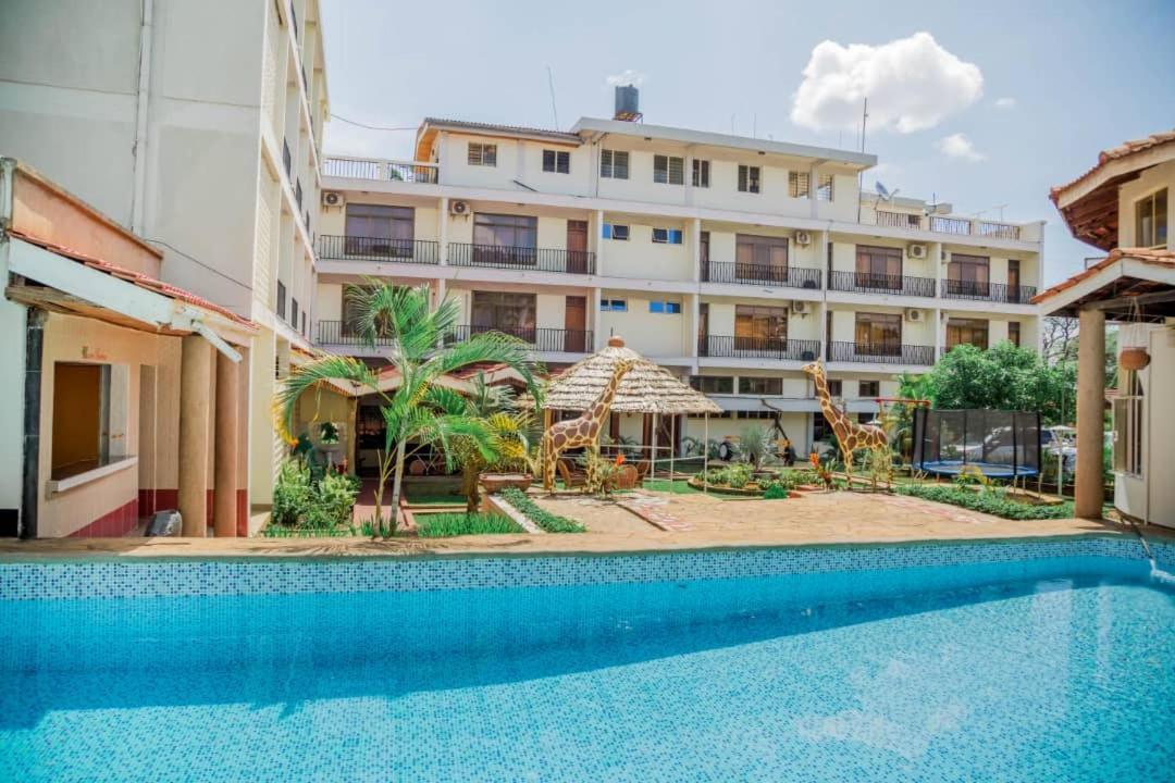 Kilimanjaro Crane Hotel Μόσι Εξωτερικό φωτογραφία